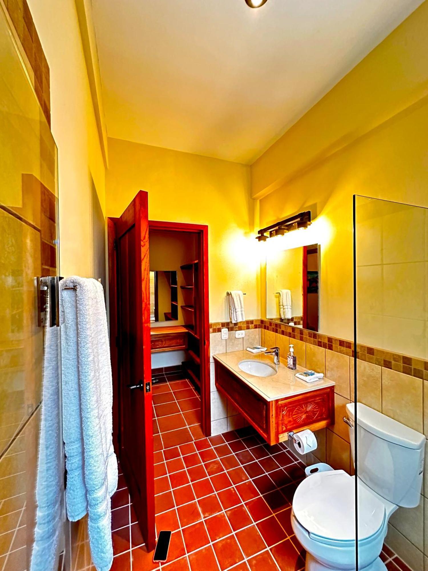 Hotel Jotam Panajachel Eksteriør bilde