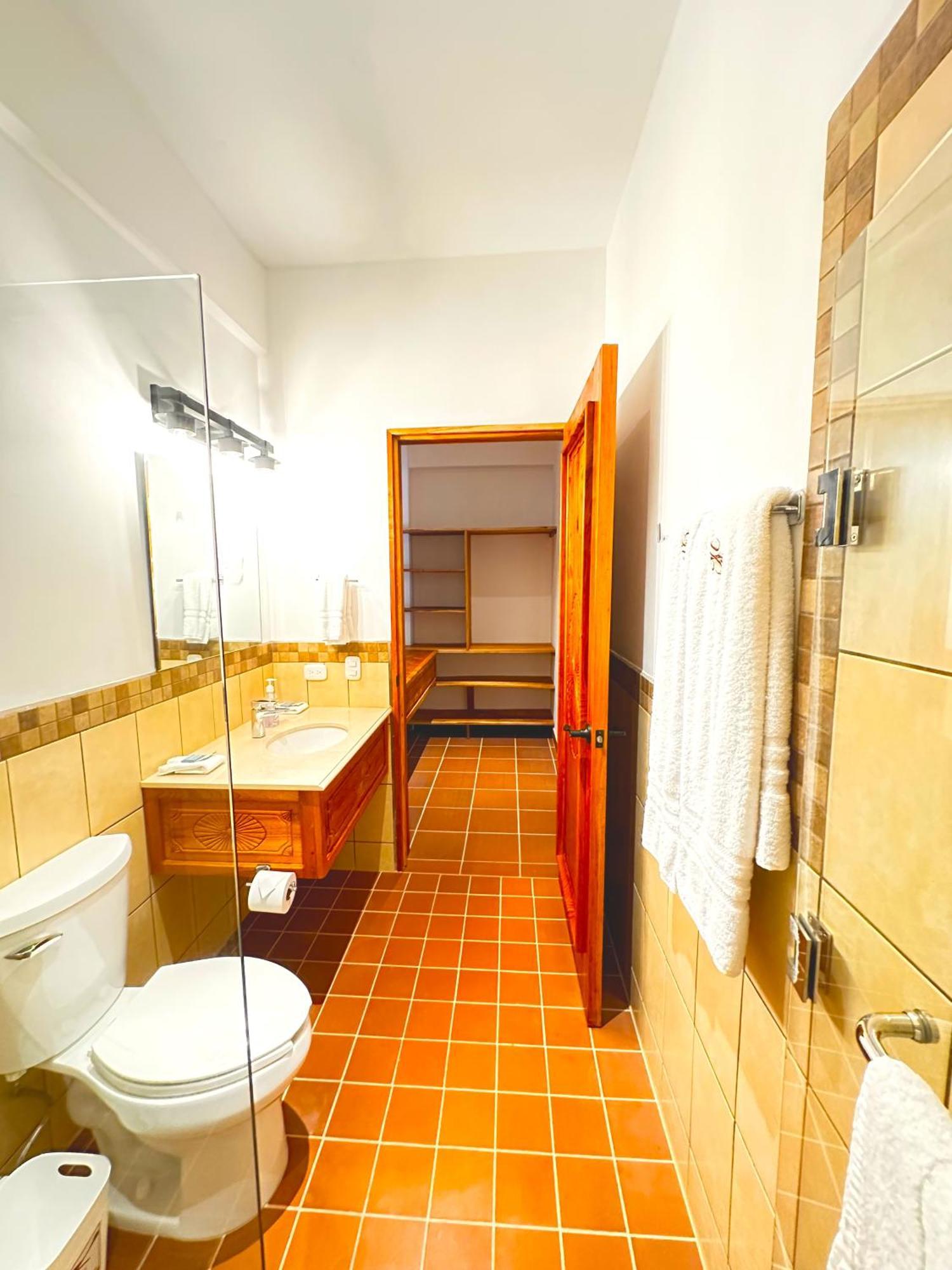 Hotel Jotam Panajachel Eksteriør bilde